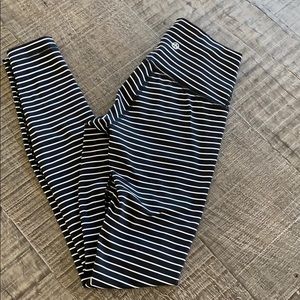 Lululemon Wunder Under Leggings Size 0